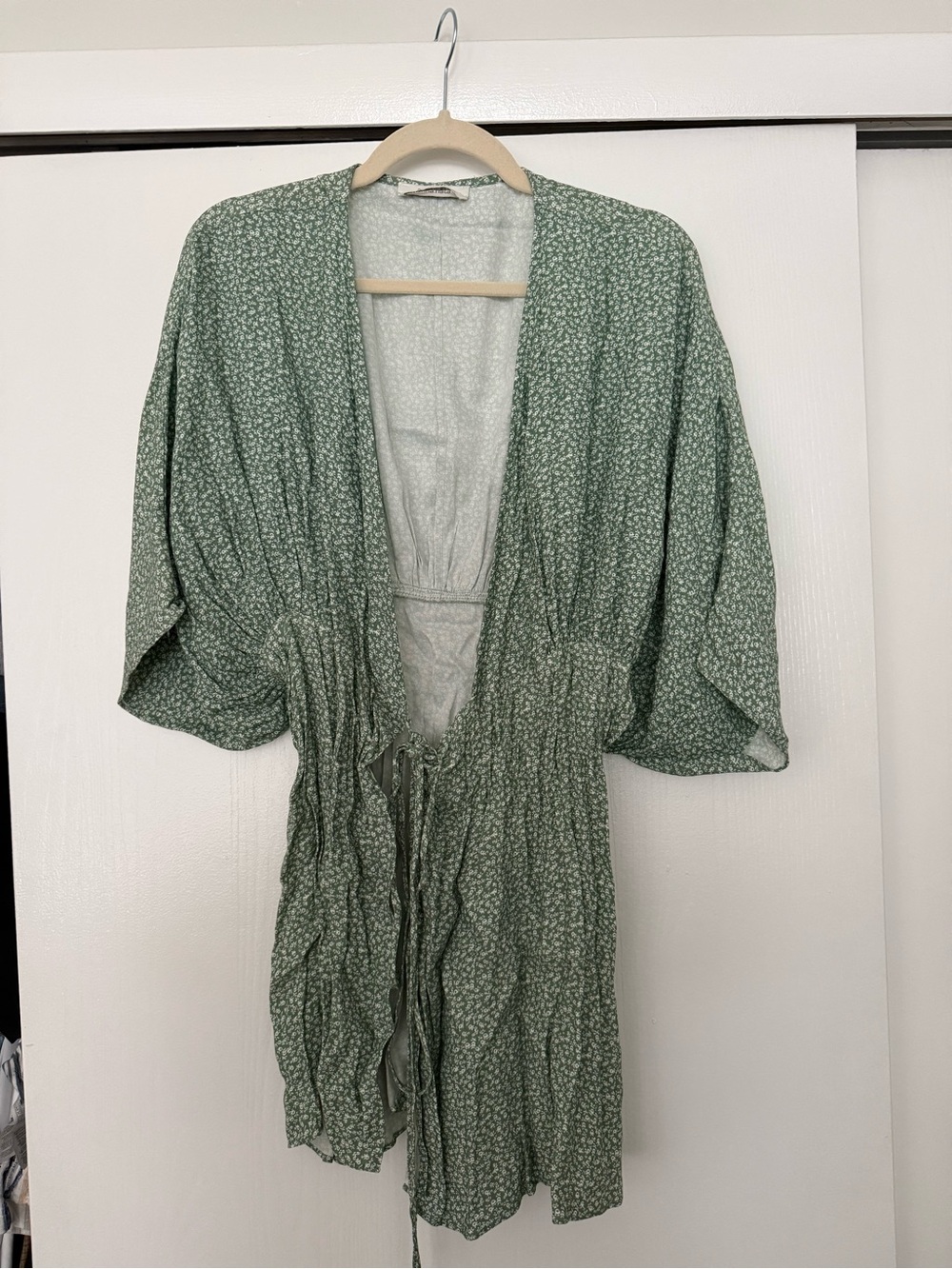 Dress - Picture 2 of 3